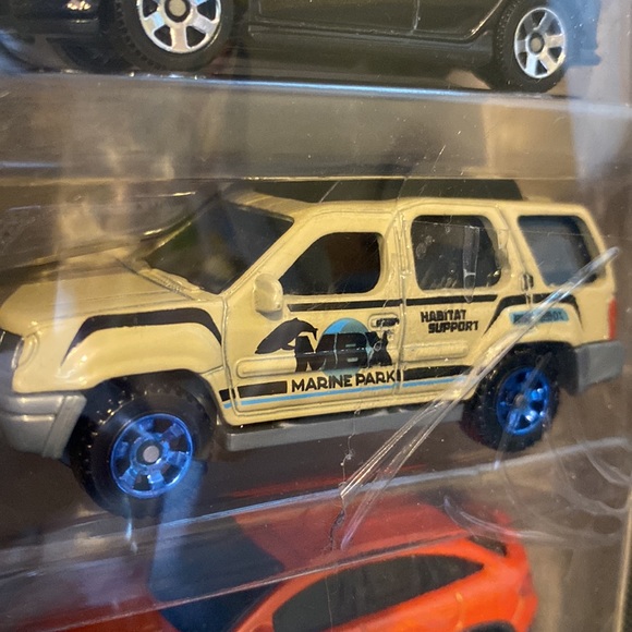 Matchbox Vehicles Bundle - Picture 8 of 10